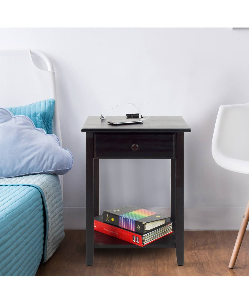 White Nightstand with USB Port K8946