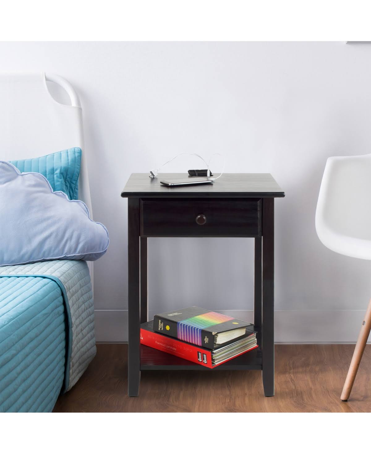 White Nightstand with USB Port K8946