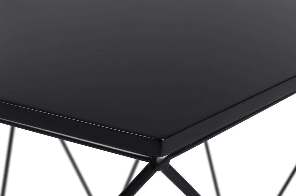 Geometric Side Table in Midnight Black I308