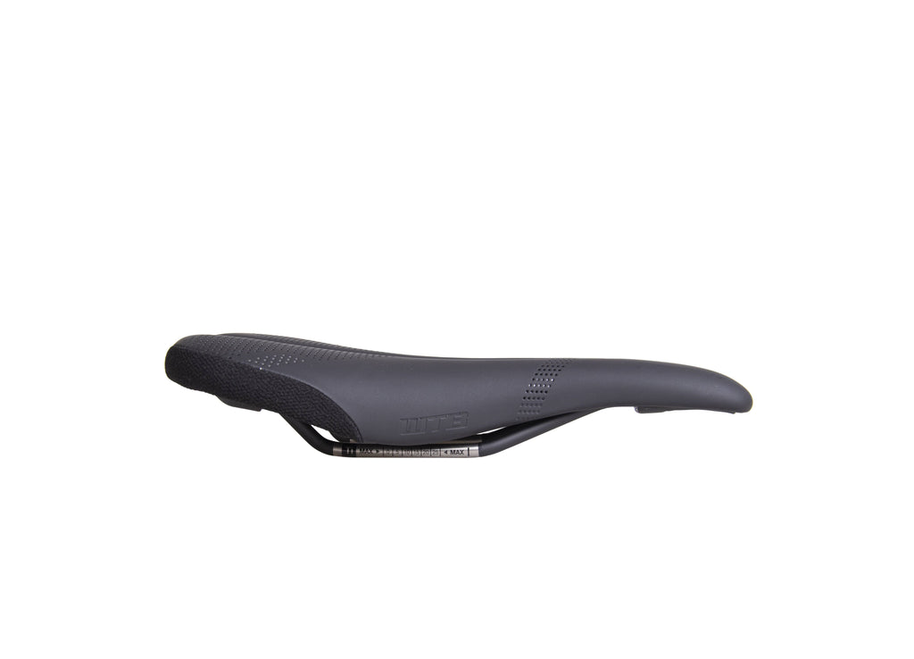 Titanium Black Medium Saddle R259