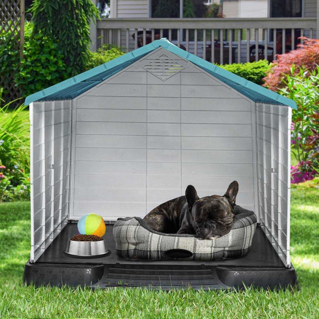 Plastic Dog House T886