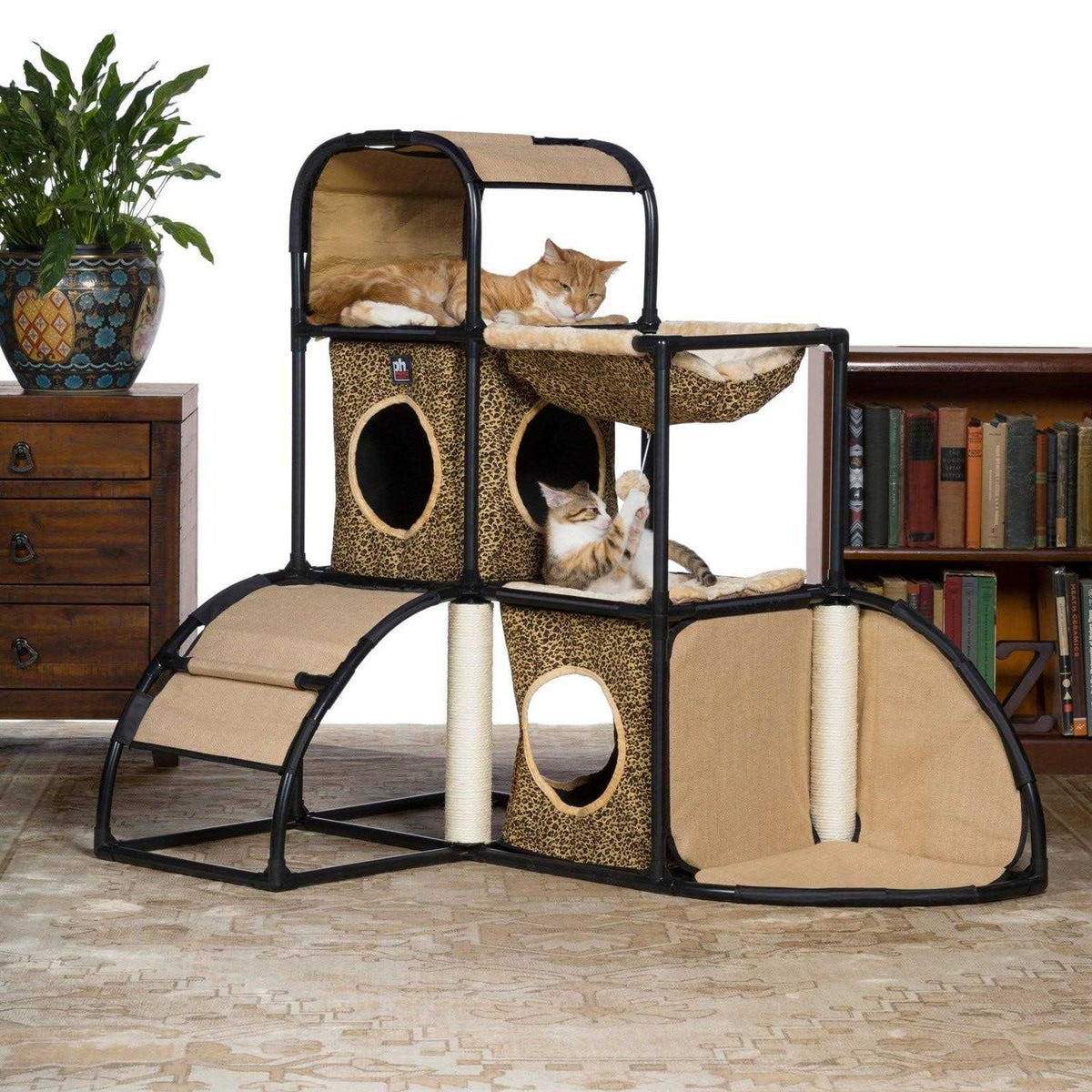 Leopard Print Cat Home M661155