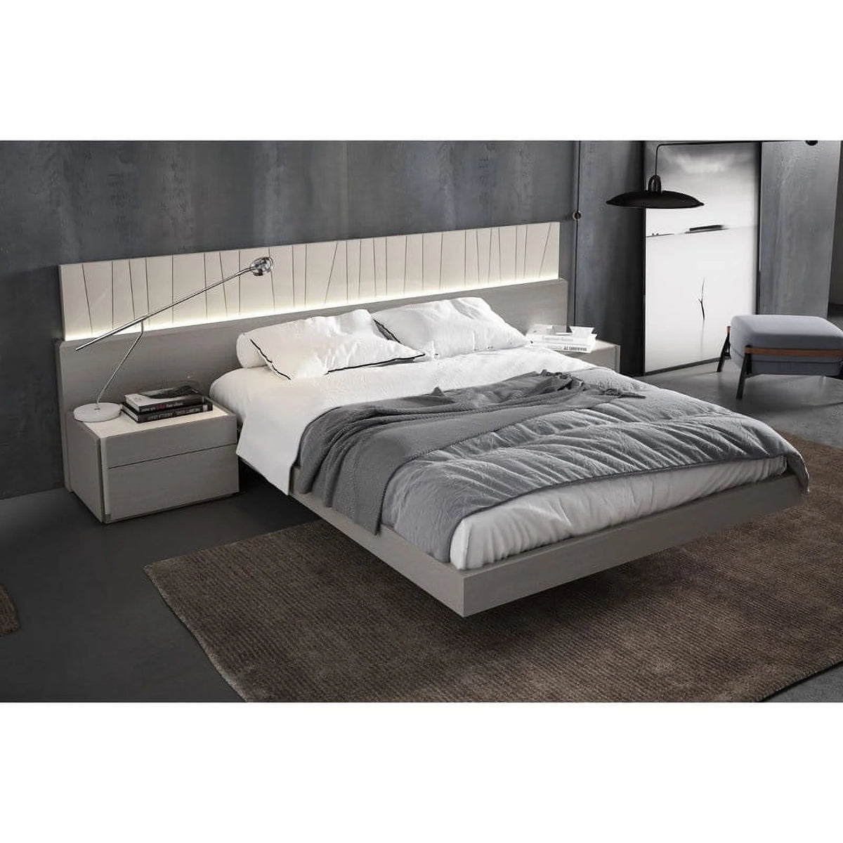 Gray Queen 3-Piece Bedroom Set R177