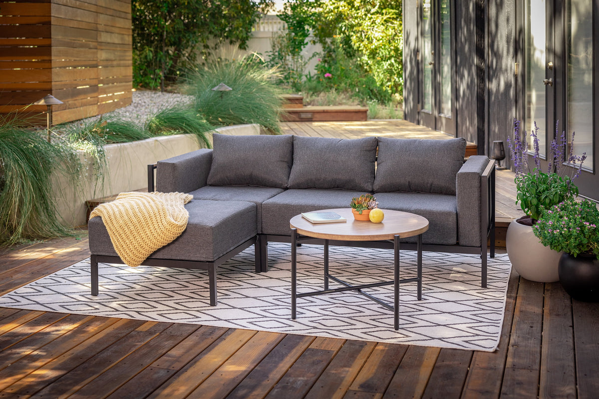 4 Piece Cushion Sectional Set L304331